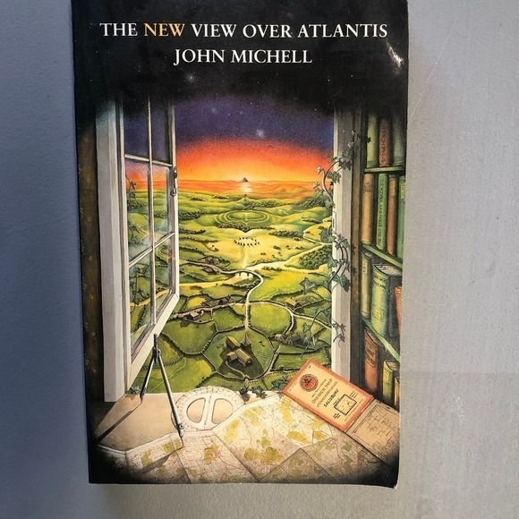 The New View Over Atlantis by John Michell - Picture 1 of 3